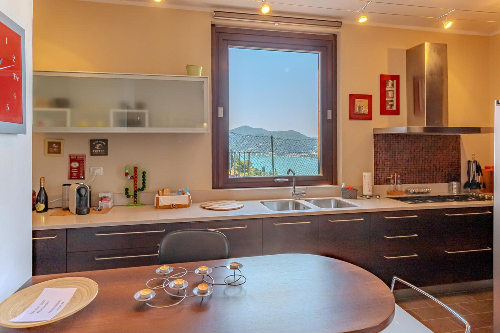Apartamento Como-blevio View + Private Garage