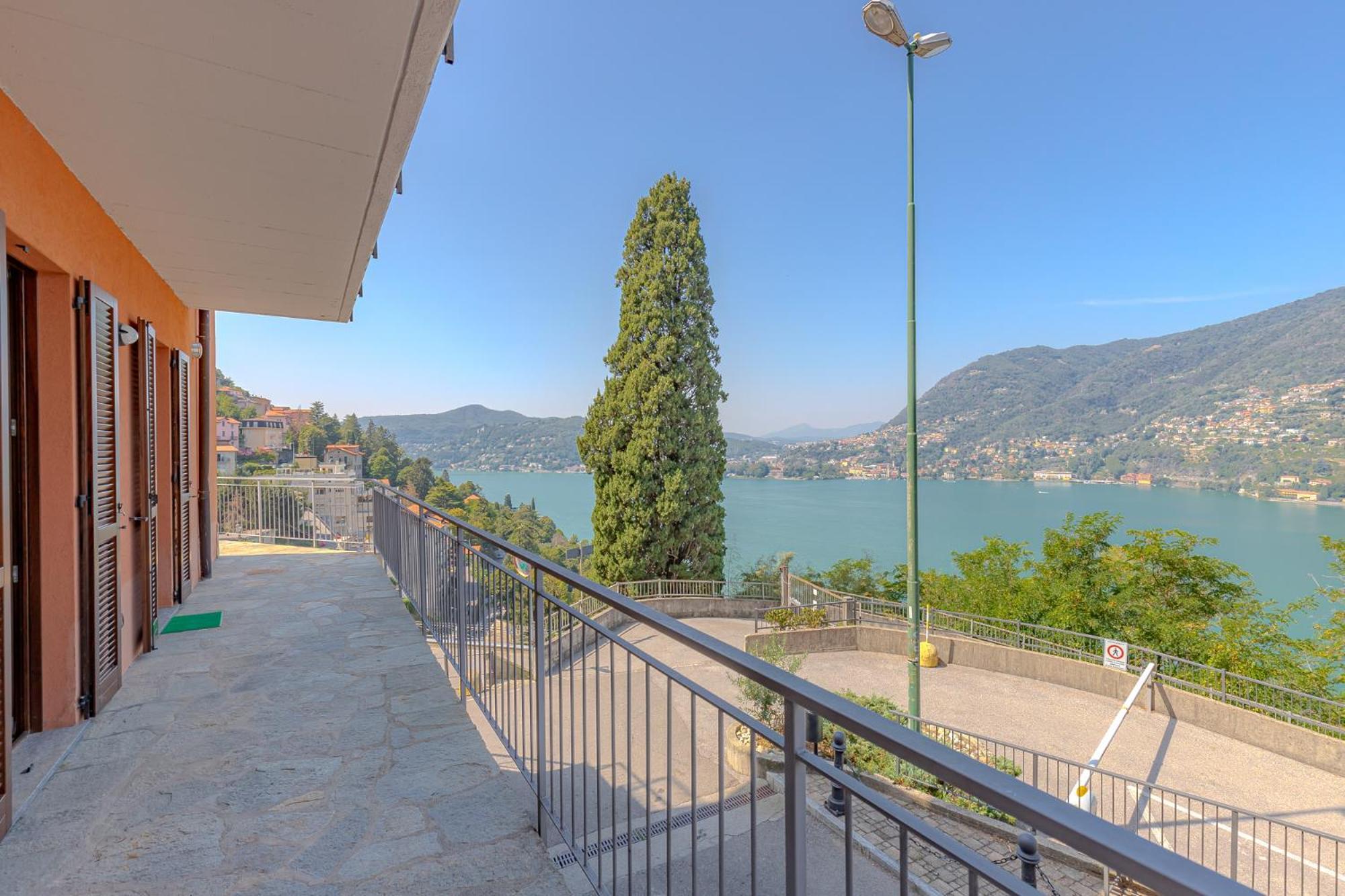 Appartamento Como-blevio View + Private Garage *